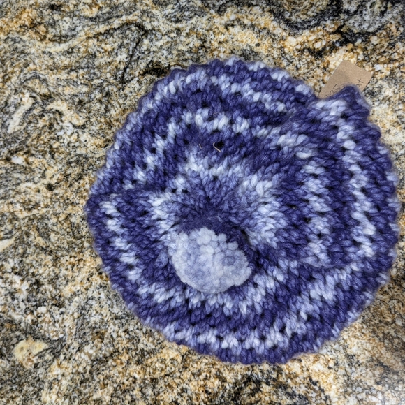 purple knitted baret hat - Picture 2 of 2